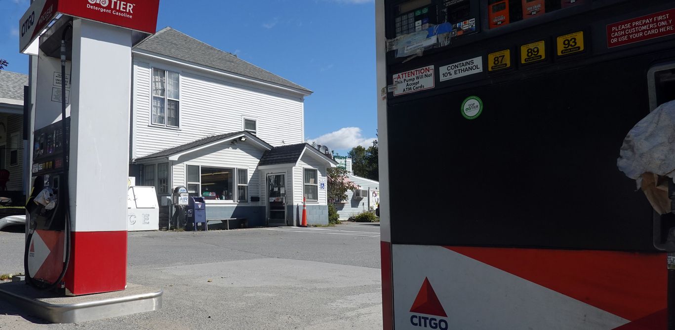 Gasoline negotiations put an end to Baker’s and Village Stores