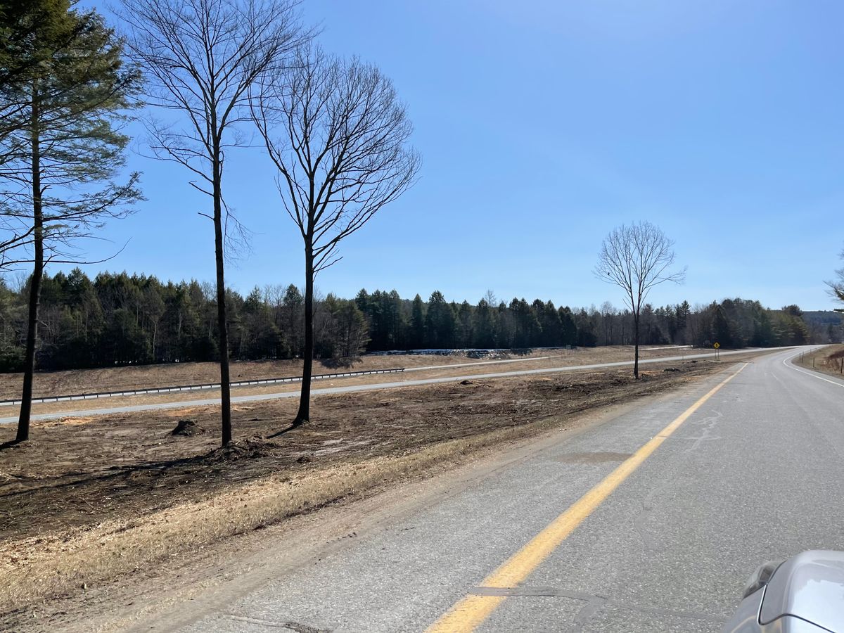 VTrans removes trees on Thetford's southbound onramp