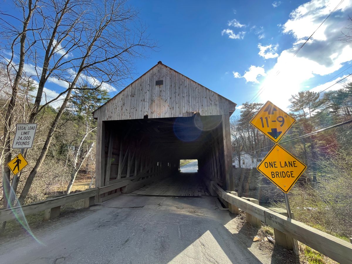 Box truck damages Sayre Bridge